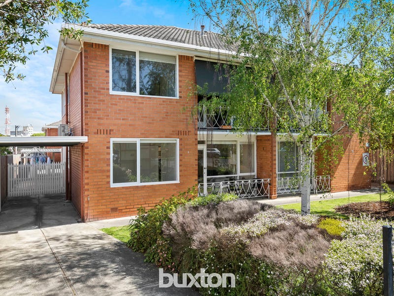2/33 St Road, Elsternwick, VIC 3185