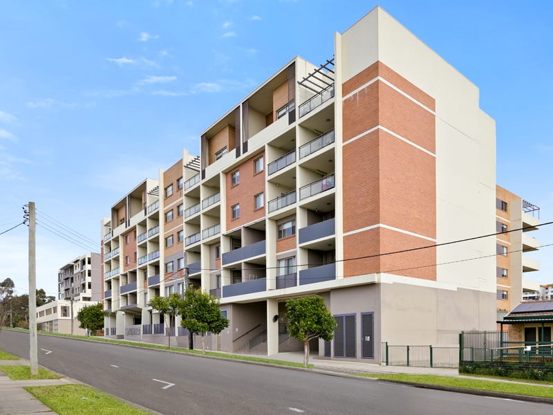 82 3 9 Warby Street Campbelltown NSW 2560 Property Details