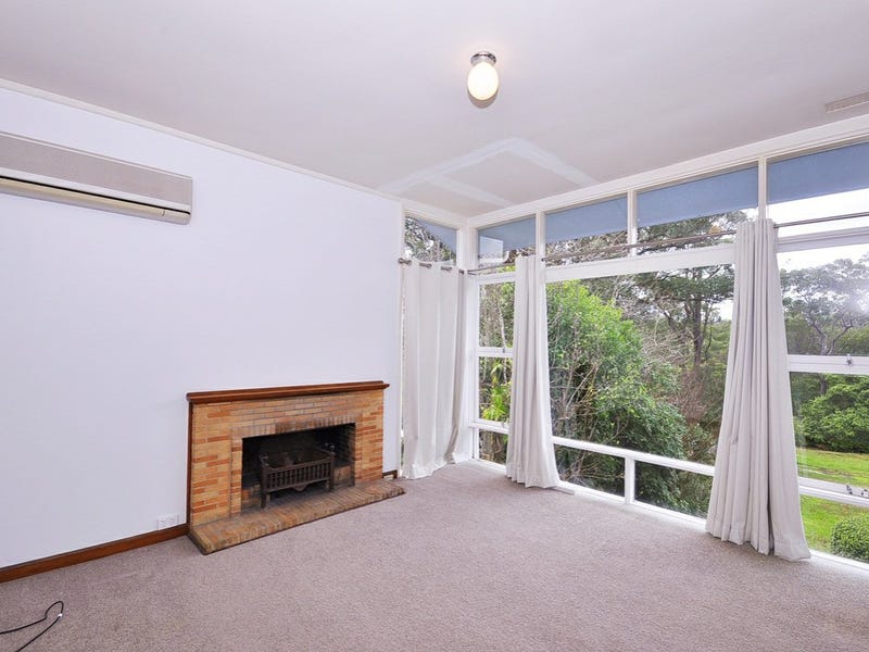 24 Bolwarra Avenue, West Pymble, NSW 2073 24 Bolwarra Avenue, West Pymble, NSW 2073