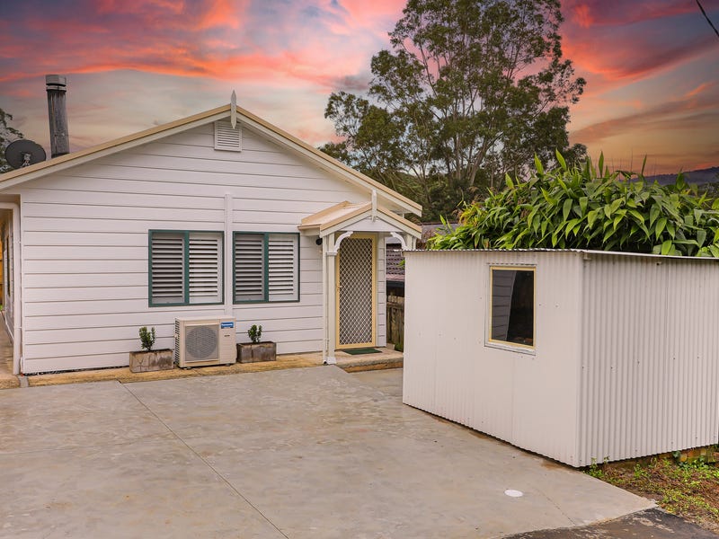 33 Dulwich Road, Springfield, NSW 2250