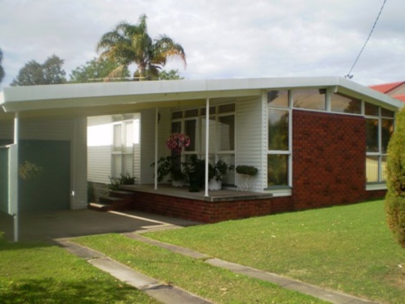 81 Lorraine Street, Peakhurst Heights, NSW 2210