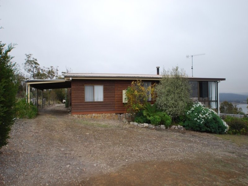 86 Barton Avenue, Triabunna, Tas 7190 Property Details