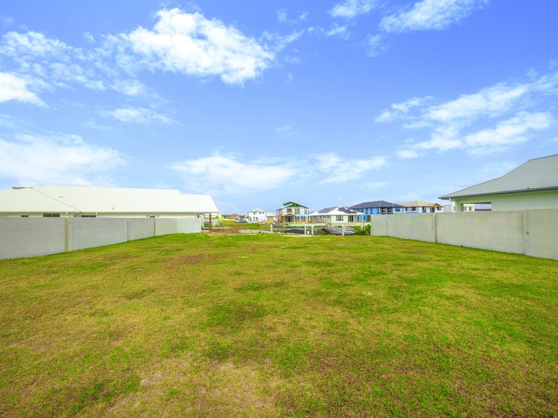 4 Frangipani Court, Jacobs Well, QLD 4208