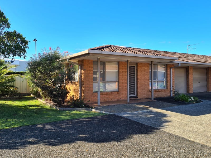 1/60 Burrawan Street, Port Macquarie, NSW 2444
