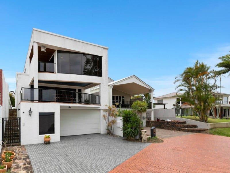 15 Esplanade, Redland Bay, QLD 4165
