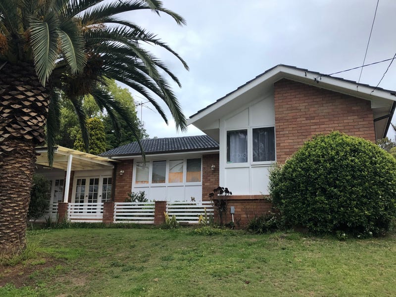 11 Caroline Chisholm Drive, Winston Hills, NSW 2153