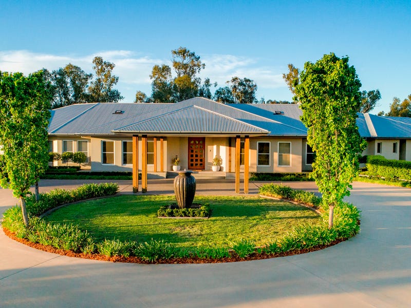 4 Angle Estate, Dubbo, NSW 2830 Property Details