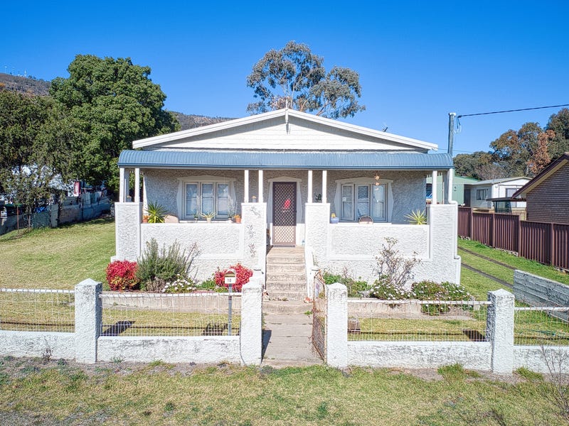 10 Roxburgh Street, Kandos, NSW 2848 Property Details