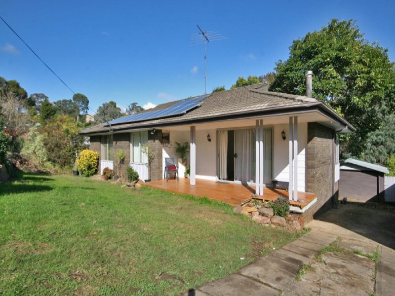33 Donaldson Street, Bradbury, NSW 2560 Property Details
