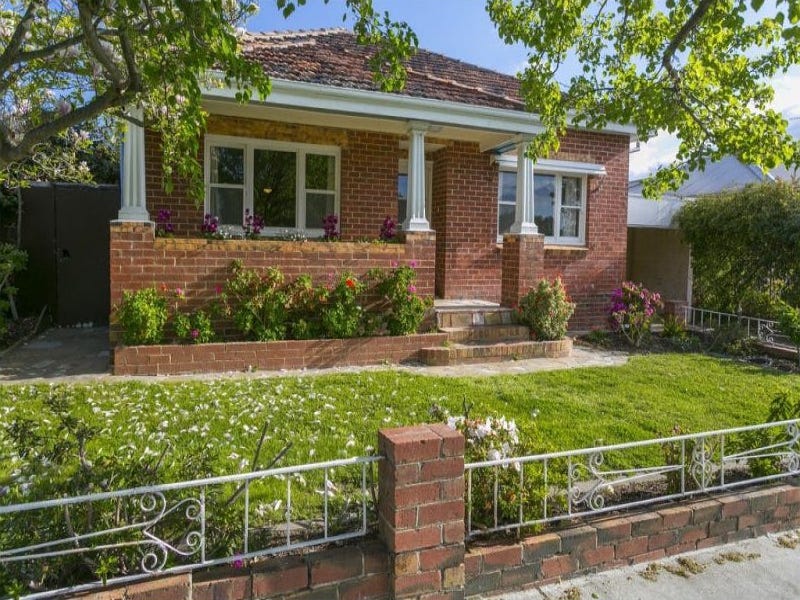 12 Theodore Street, Flora Hill, VIC 3550