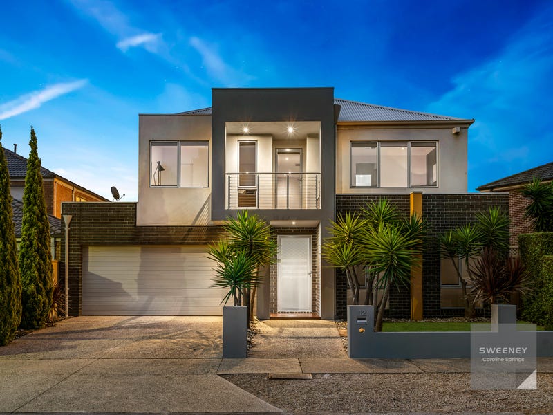 12 Fairbairn Way, Caroline Springs, VIC 3023