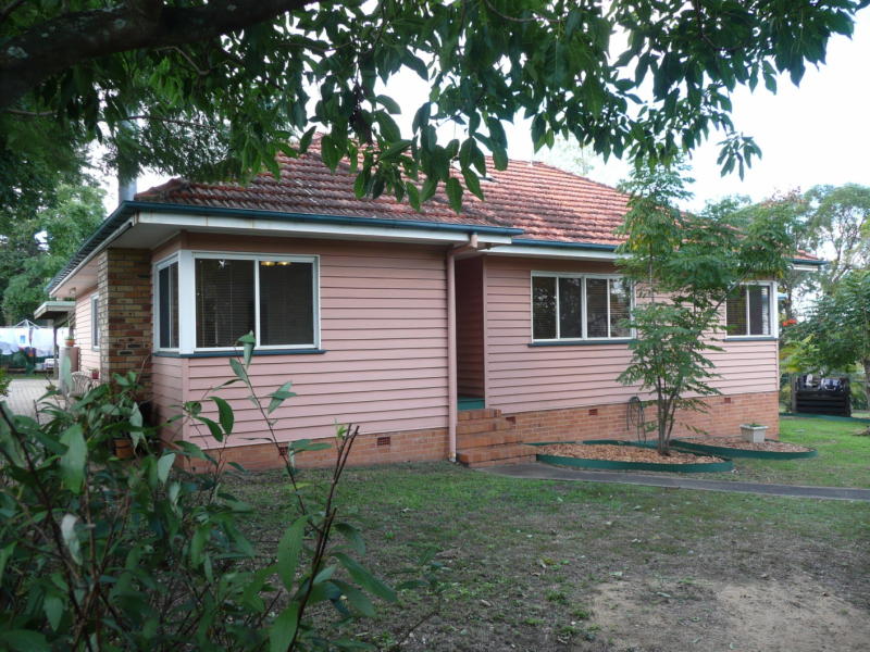 13 Blackheath Road, Oxley, QLD 4075