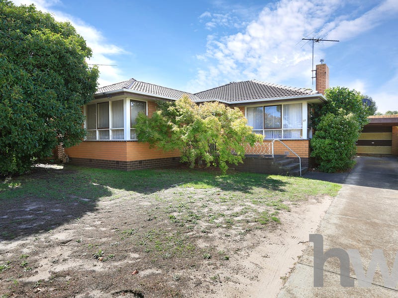 22 Strickland Avenue, Highton, VIC 3216