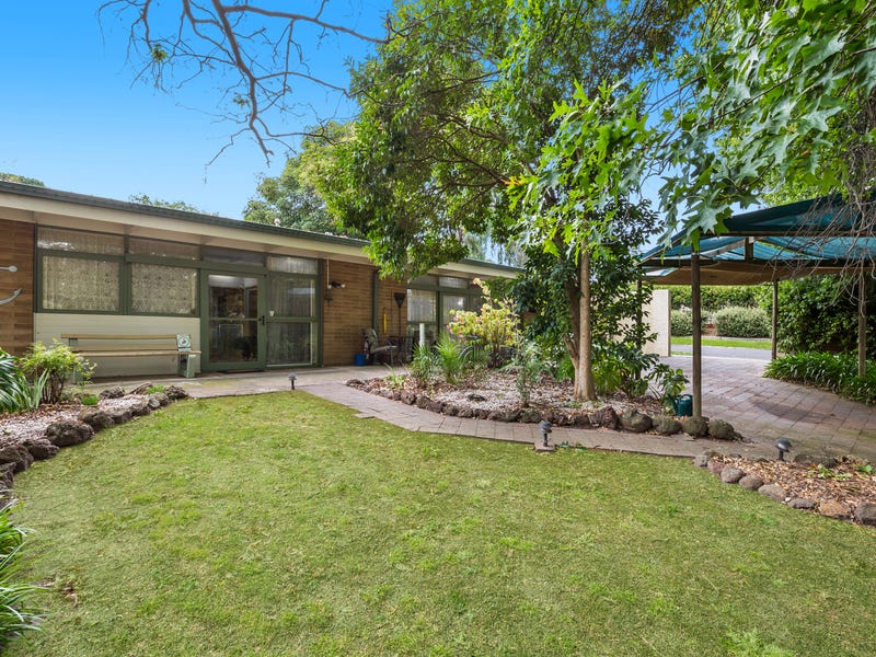 27 Station Street, Ferntree Gully, Vic 3156 House for Sale
