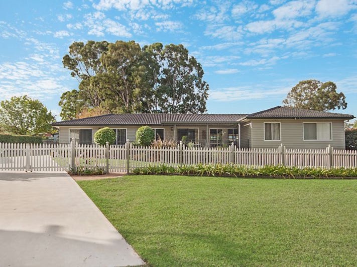 4 The Broadway, Killingworth, NSW 2278