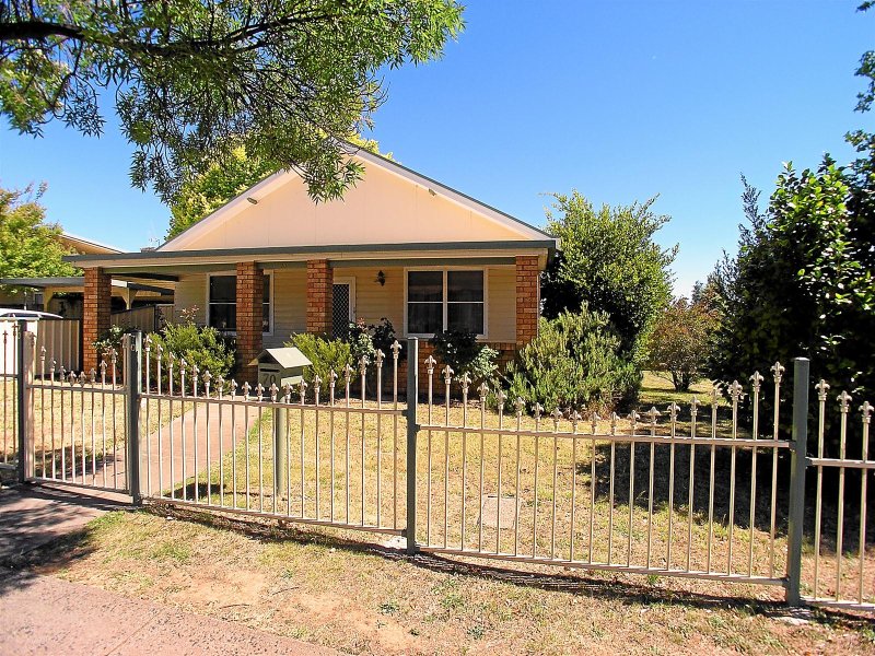 70 Icely Road, Orange, NSW 2800 Property Details