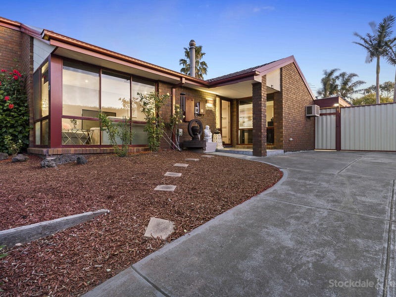 37 Burgess Drive, Langwarrin, Vic 3910 Property Details