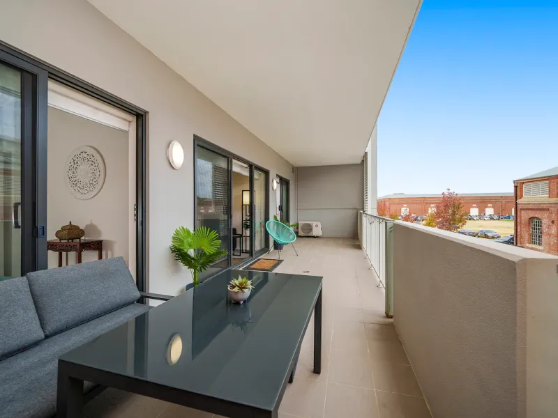 Real Estate & Property for Sale in West Swan, WA 6055 (+1 location) Pg