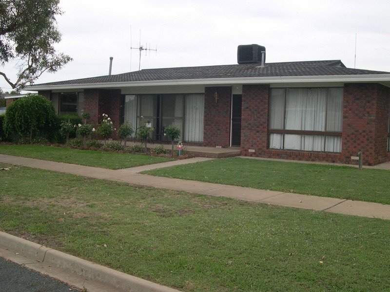 49 Hopetoun St, Rochester, Vic 3561 Property Details