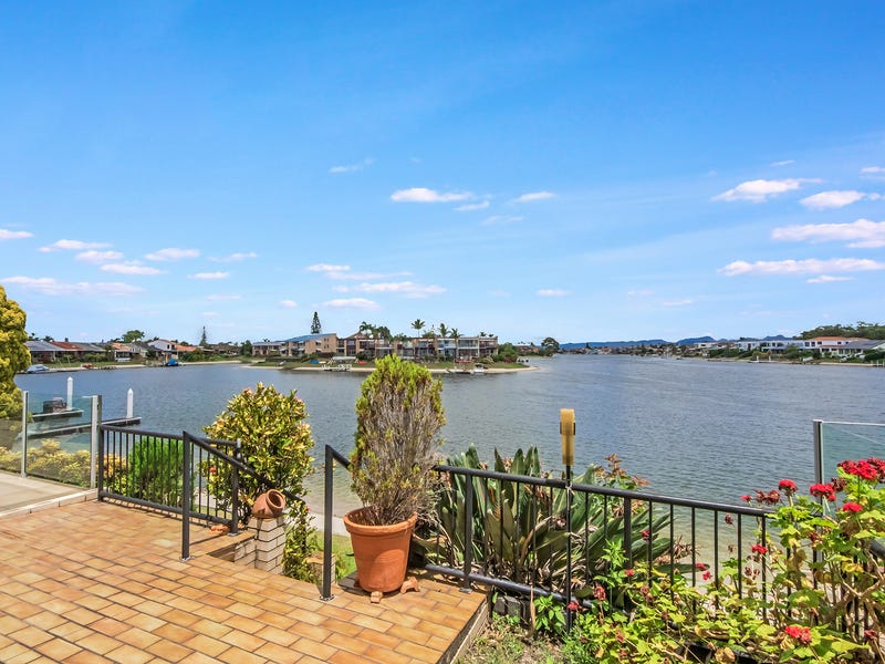 Villas for Sale in Mermaid Waters, QLD 4218 - realestate.au