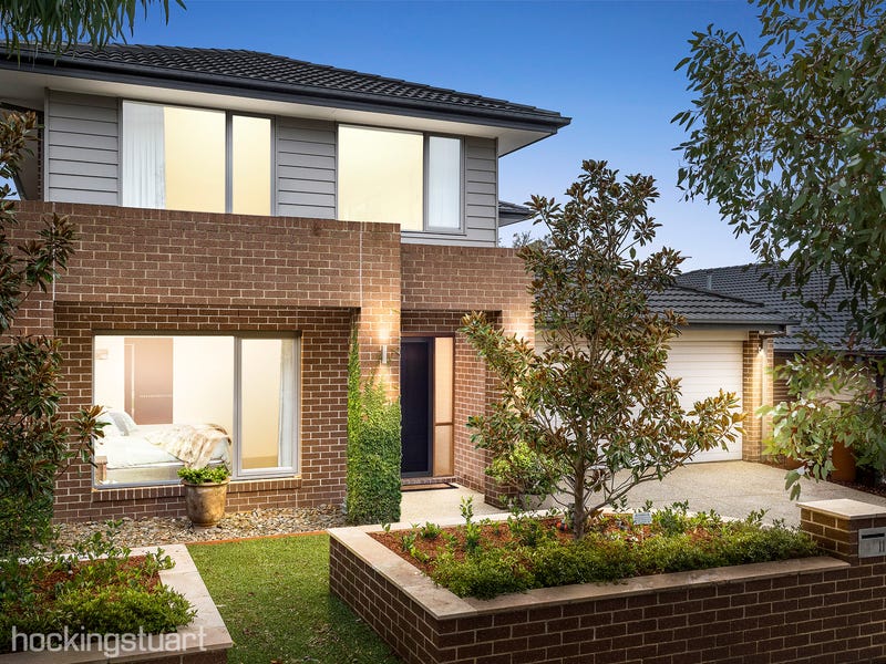 11 Evans Drive, Croydon, VIC 3136