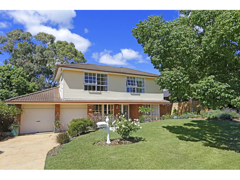 11 Desdemona Street, Rosemeadow, NSW 2560 Property Details