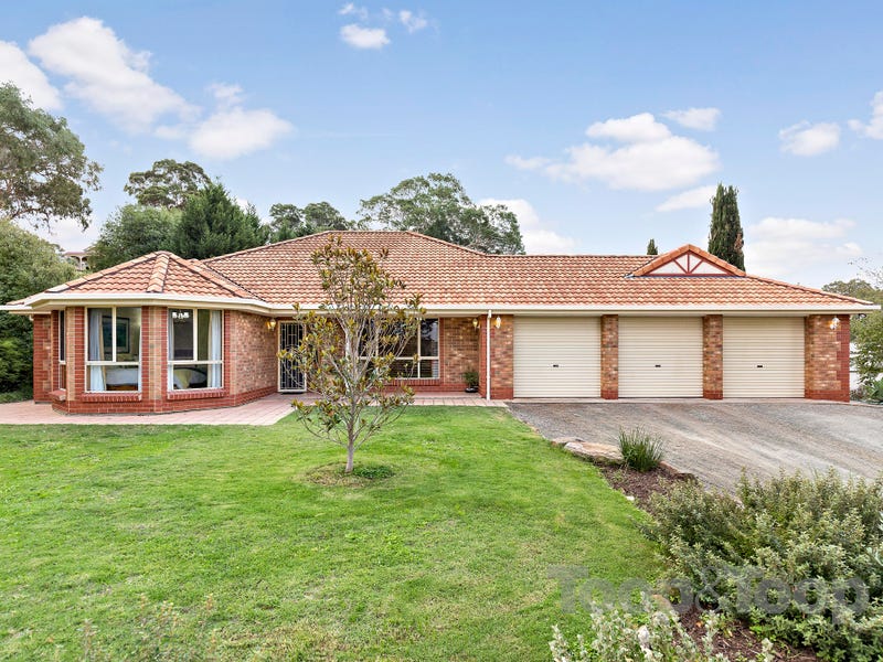 4 Beaumont Court Mount Barker SA 5251 realestate .au