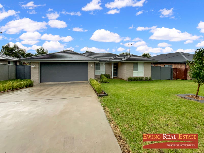 10 Bottle Brush Avenue, Gunnedah, NSW 2380 Property Details
