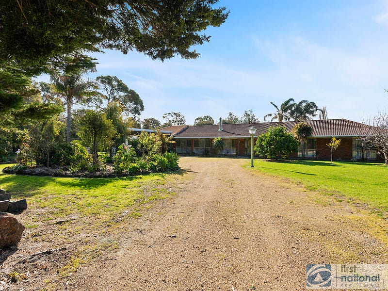 15 Inglewood Cres, Rosebud, VIC 3939