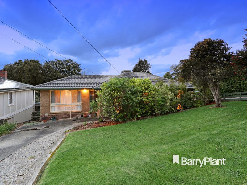 8 Barrett Street, Upper Ferntree Gully, VIC 3156
