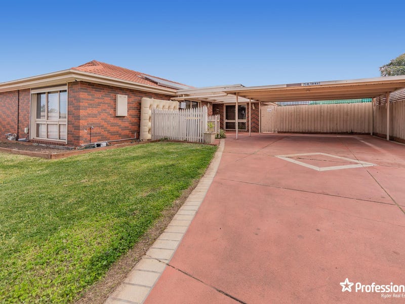 75 Hilton Way, Melton West, VIC 3337