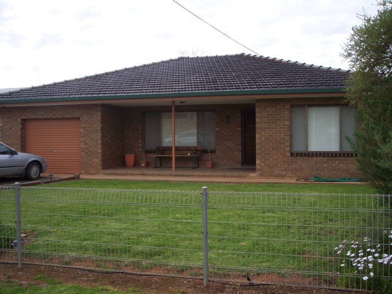 99 Erskine Road, Griffith, NSW 2680