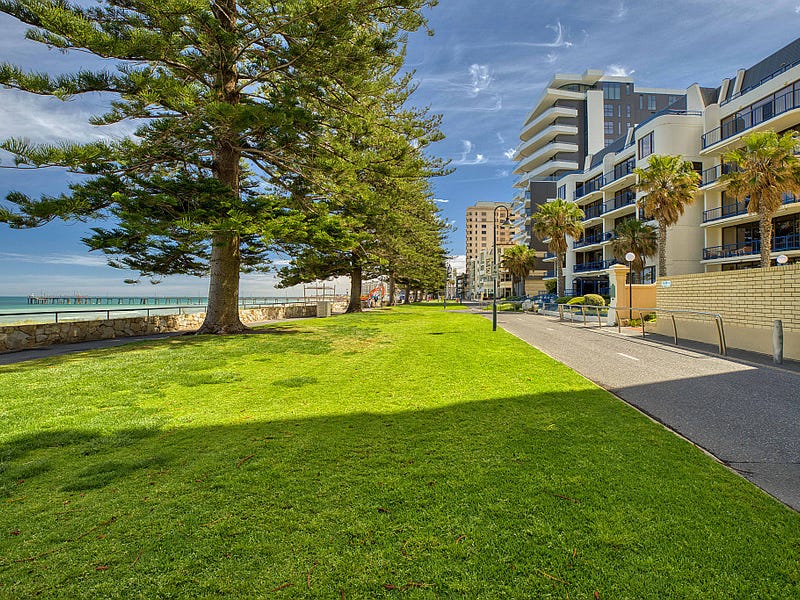 2/911 South Esplanade, Glenelg, SA 5045 Property Details