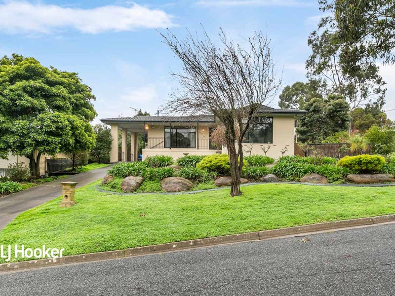 17 Dennis Grove, Vista, SA 5091 Property Details