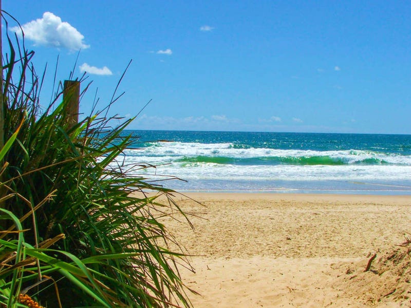 2 Beach Avenue, South Golden Beach, NSW 2483