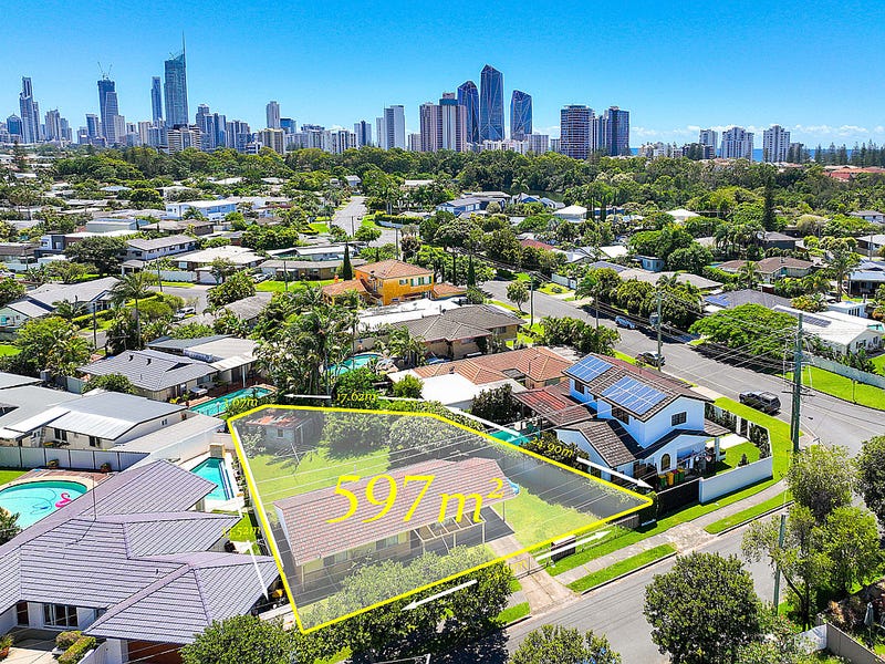 54 Allambi Avenue, Broadbeach Waters, Qld 4218