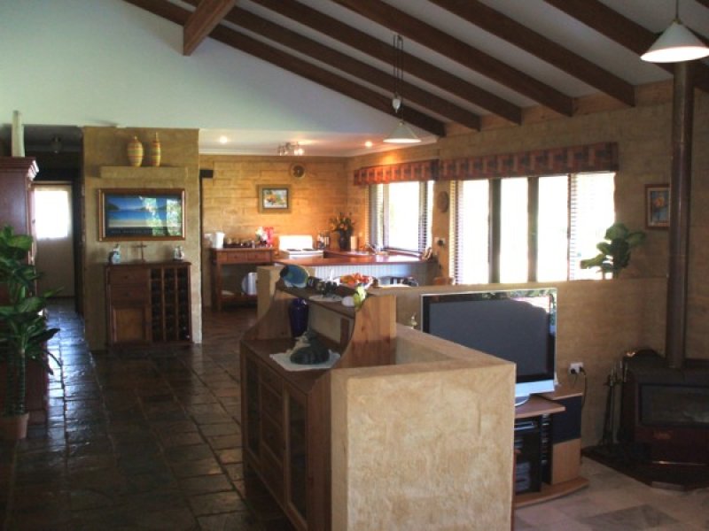 565 Ocean Beach Road, Denmark, WA 6333 Property Details