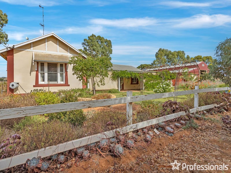 463 Worlds End Highway, Eudunda, SA 5374 Property Details
