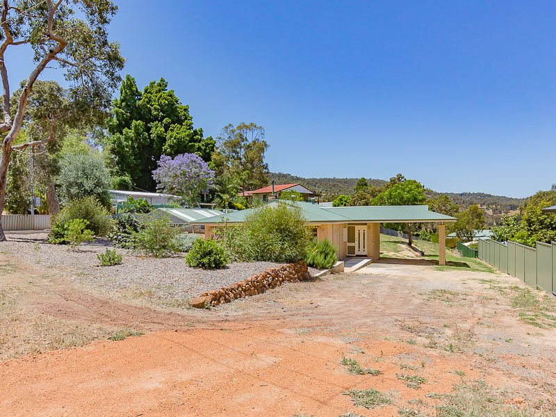 59 Canning Mills Road, Kelmscott, WA 6111