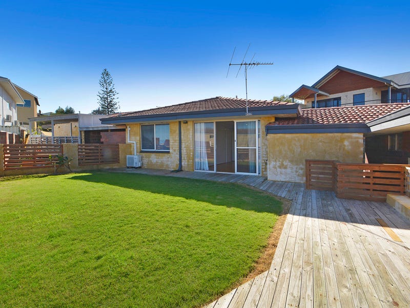 2/13 Elsie Street, Watermans Bay, WA 6020