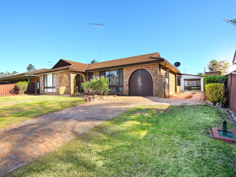 12 Dawson Avenue, Camden South, NSW 2570