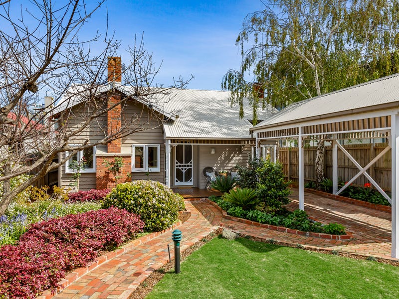 5 Gardenia Road, Gardenvale, VIC 3185