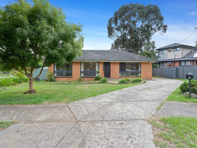 9 Dennis Street, Croydon, VIC 3136 - realestate.com.au