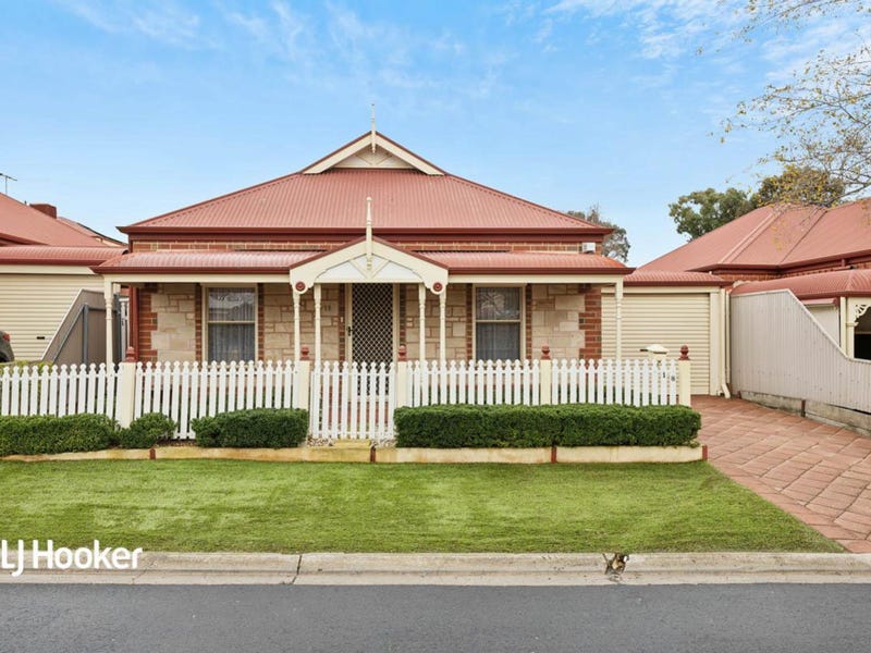 18 Chatswood Grove, Golden Grove, SA 5125