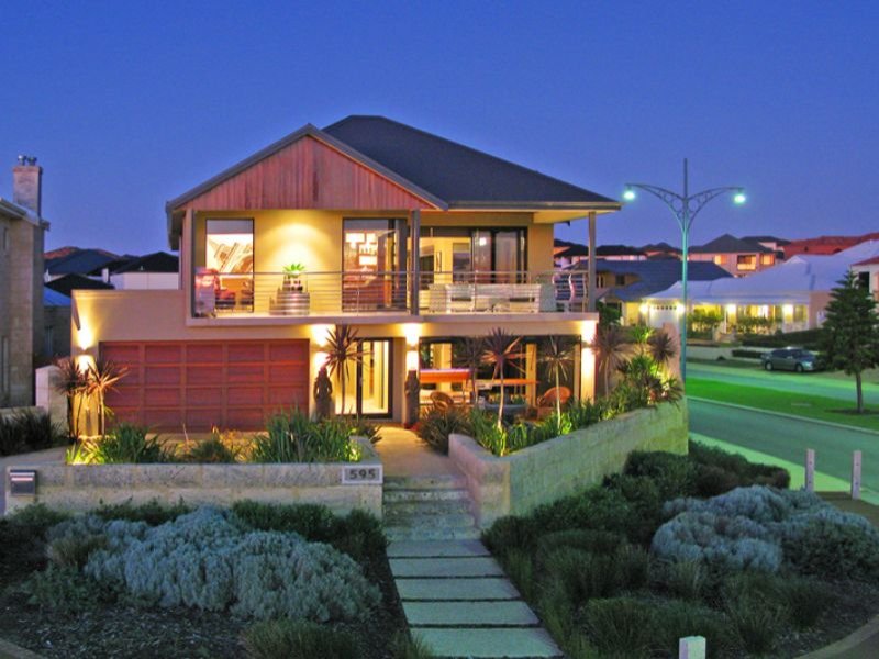 595 Burns Beach Road, Iluka, WA 6028