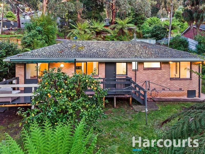 90 Claremont Avenue, The Basin, VIC 3154