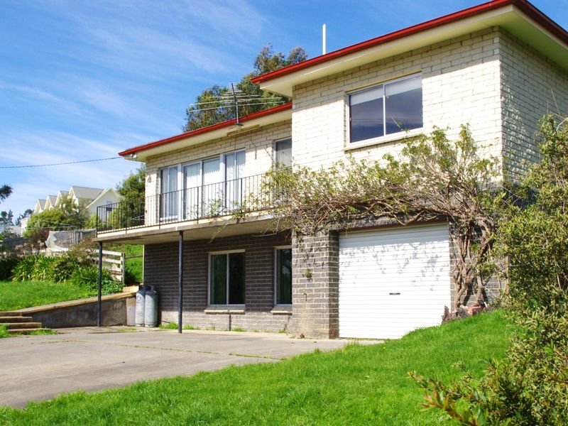 8 Ferry Road, Kettering, Tas 7155 Property Details