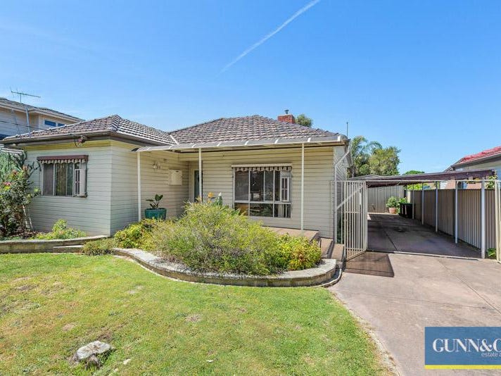 8 Leonard Avenue, Glenroy, Vic 3046 Property Details