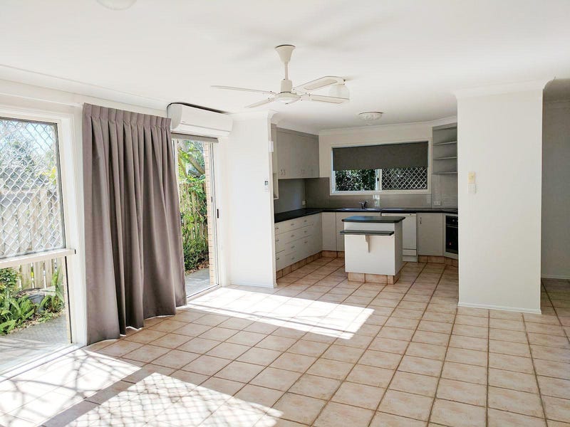 2/65 Laguna Avenue, Palm Beach, QLD 4221