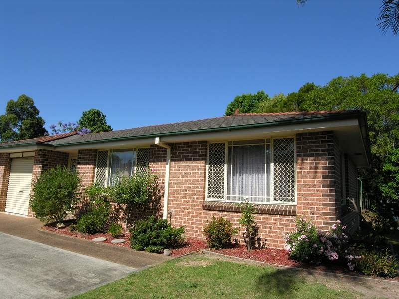 2/31 Cary St, Wyoming, NSW 2250 Property Details